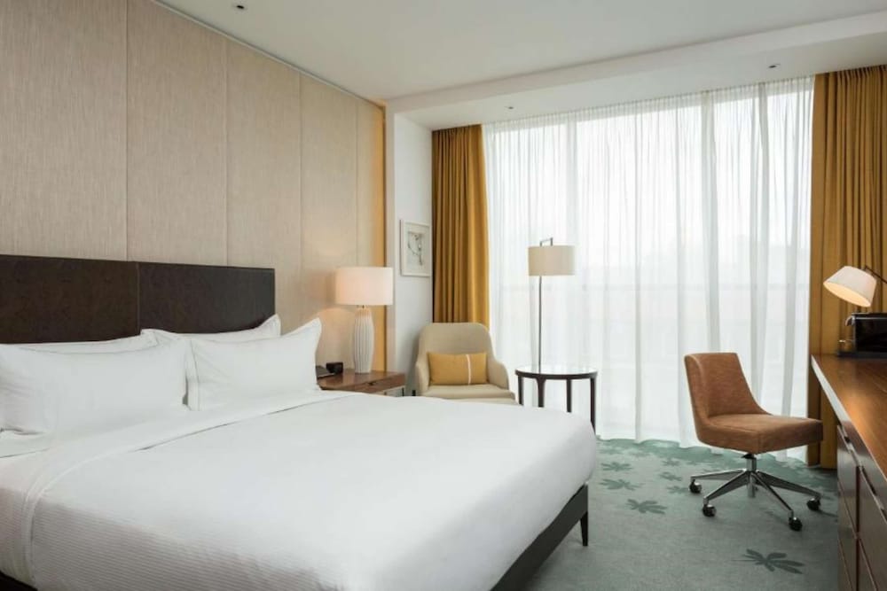 Executive Room, 1 King Bed