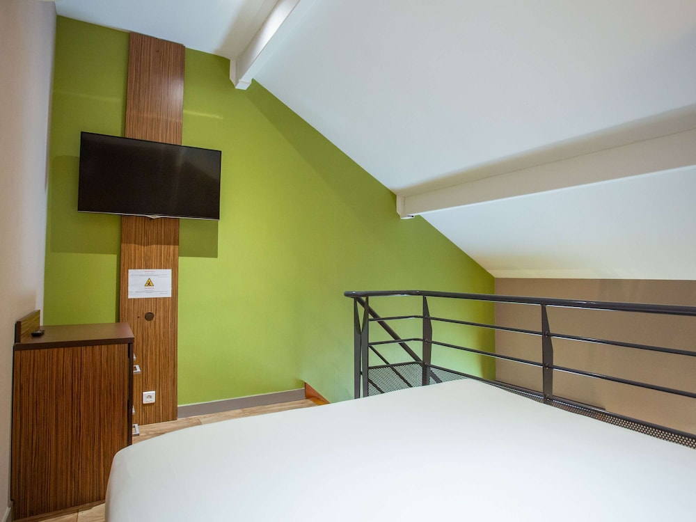 Double Room, 1 Double Bed with Sofa bed (Privilege) - Photo 13