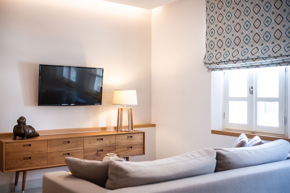 Design Apartment, 1 Bedroom (Nephalion) photo 1