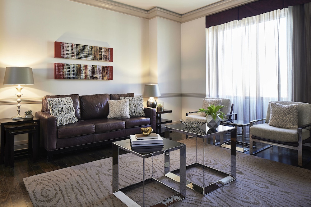 Executive Suite, 1 Bedroom, City View - Photo 10