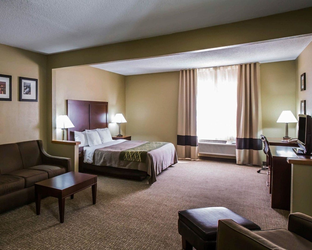 Suite, Non Smoking photo 1