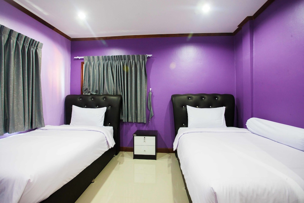 Deluxe Twin Room photo 2