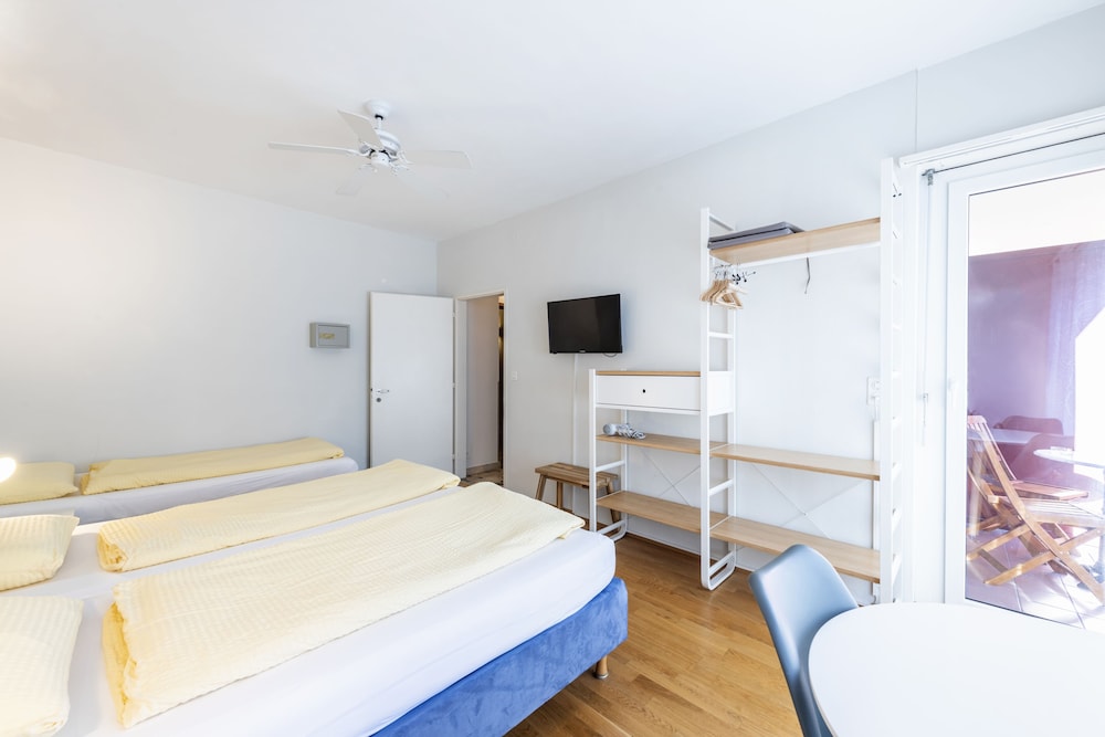 Triple Room, 3 Twin Beds