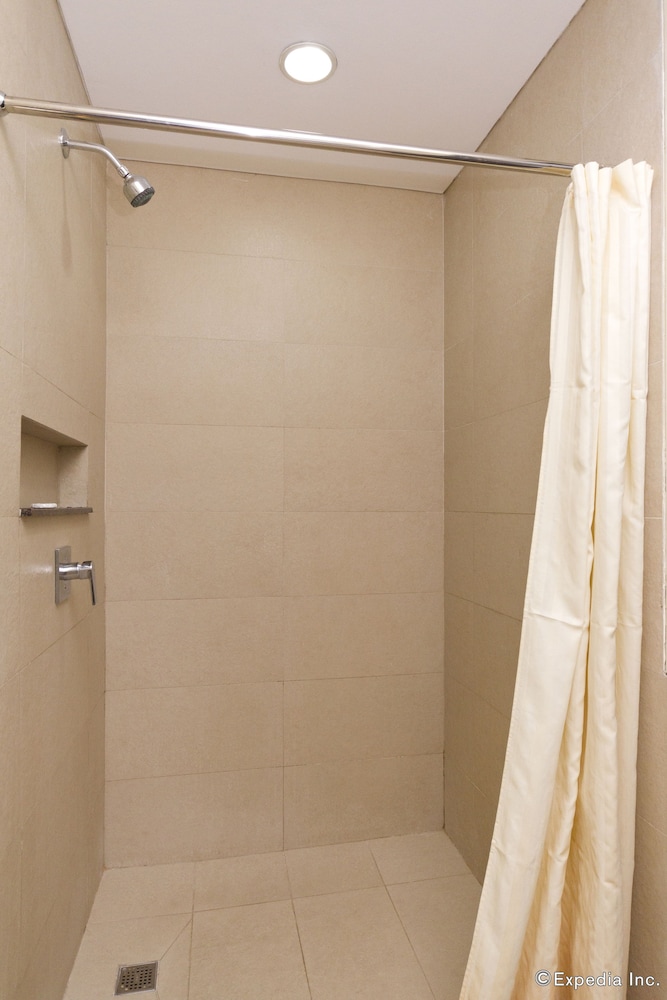 Deluxe Twin Room - Photo 11