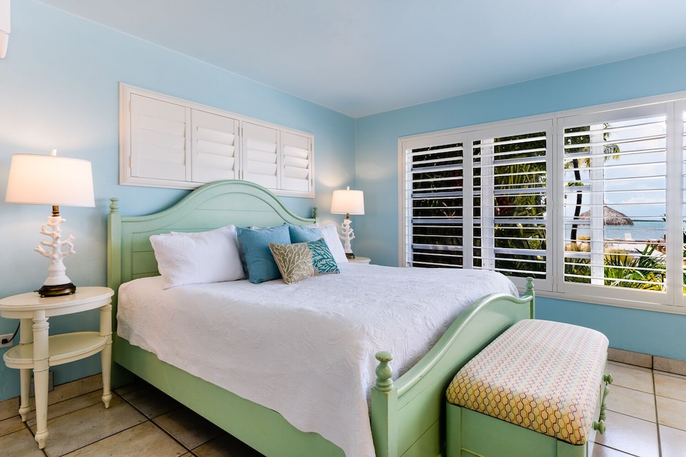 Breadfruit Suite