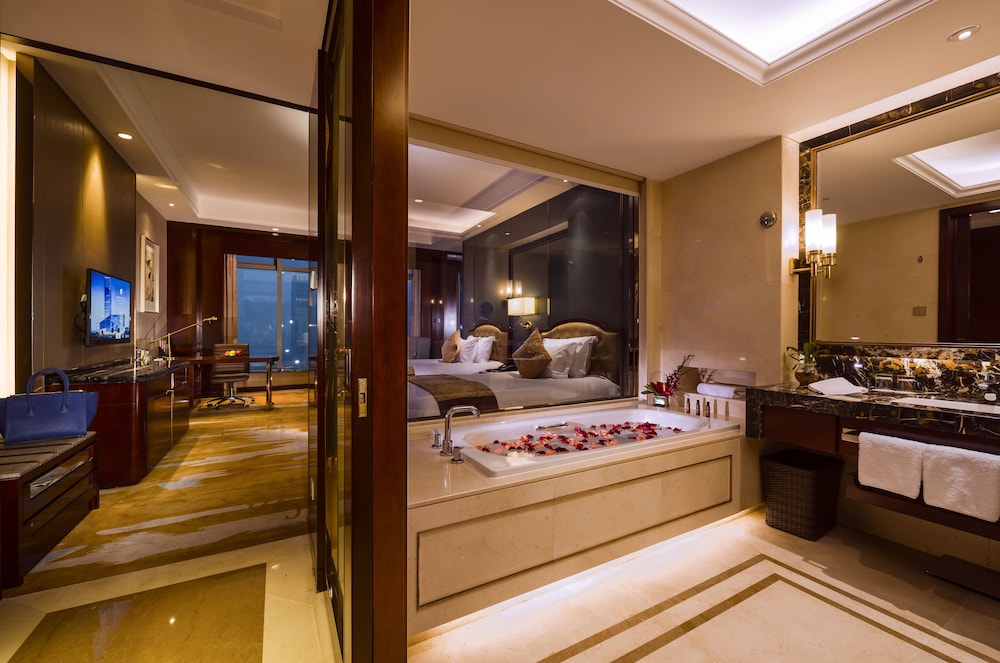 Deluxe Twin Room photo 2