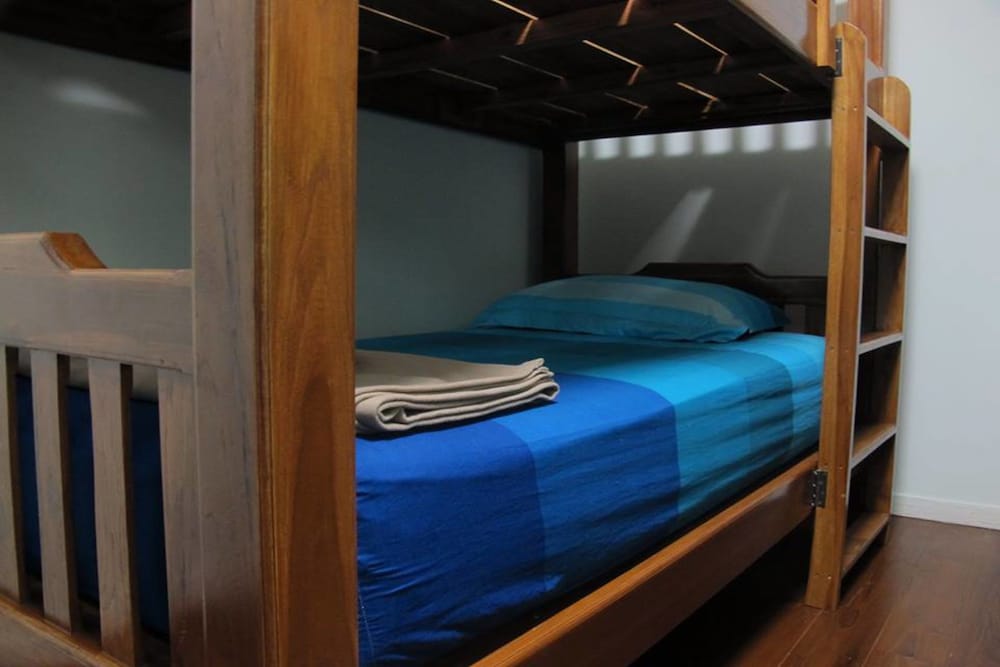 6-Bed Mixed Dormitory photo 2