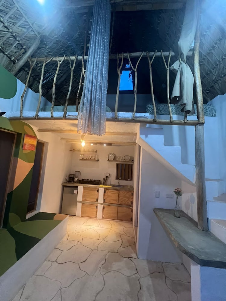 Deluxe Cabin, Pool View