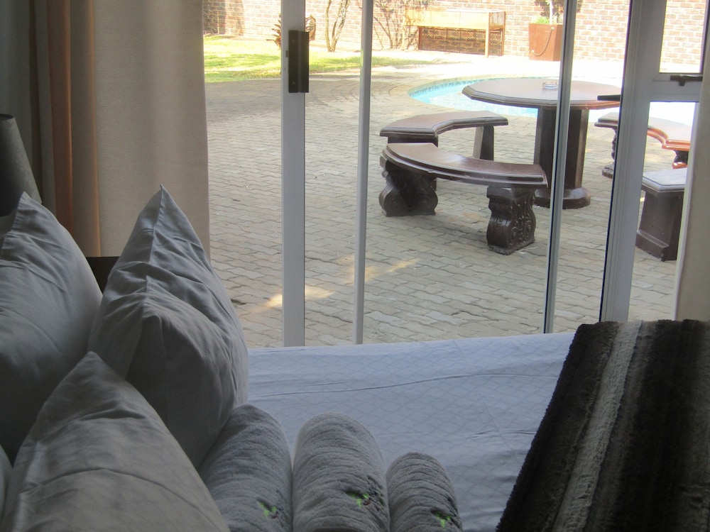 Deluxe Double Room photo 2