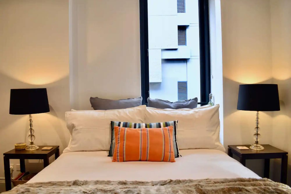 Basic Apartment, 1 Queen Bed photo 1