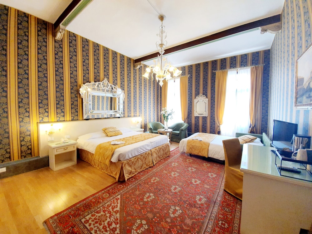 Superior Quadruple Room photo 3