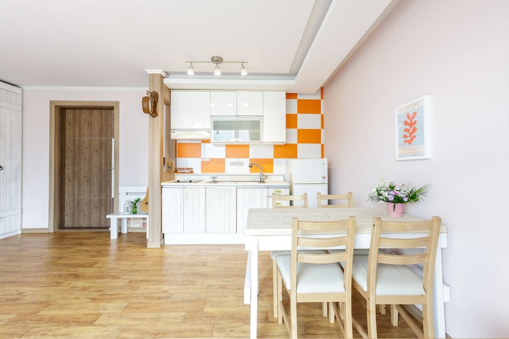 Condo (Carnelian, Max 2 People) photo 3