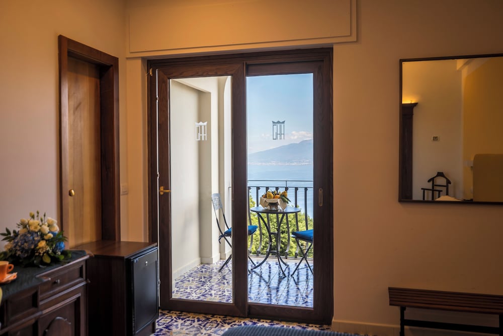 Standard Room, Terrace, Sea View (Hermitage) - Photo 7