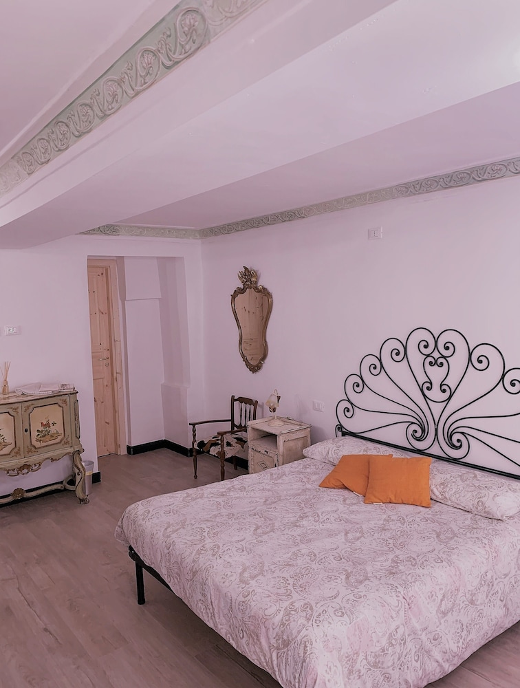 Family Triple Room, Multiple Beds photo 3