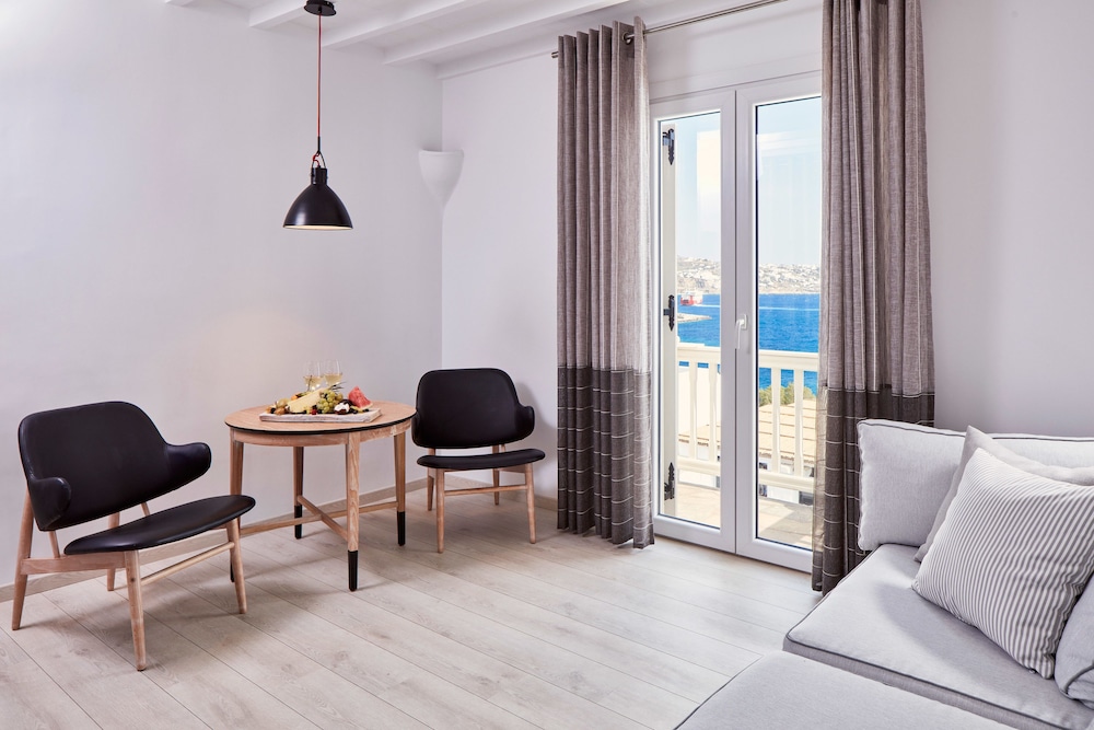 Suite, Hot Tub, Sea View (Outdoor, Princess) - Photo 14