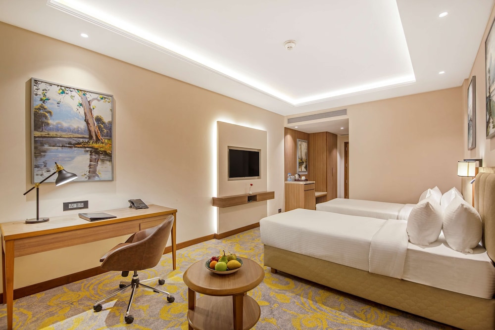 Deluxe Room, 2 Twin Beds - Photo 8