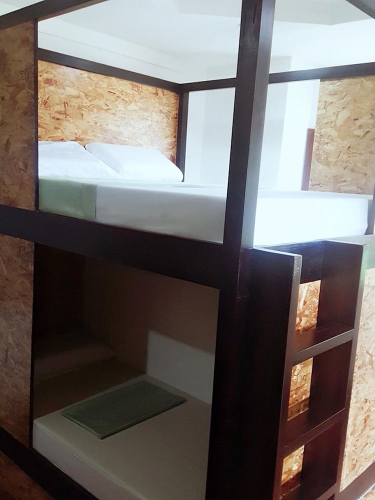 Superior Shared Dormitory, Mixed Dorm (2 Beds) photo 1