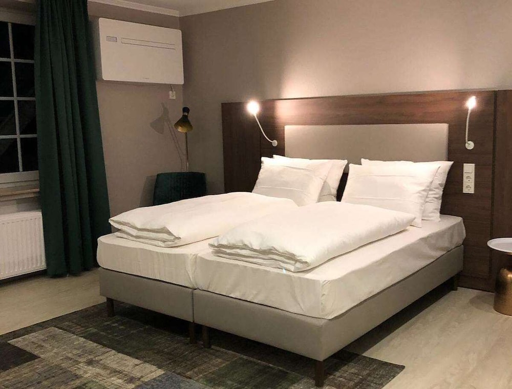 Standard Double Room - Photo 4