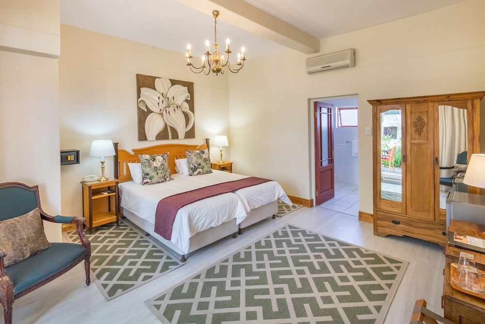 Classic Twin Room - Photo 1