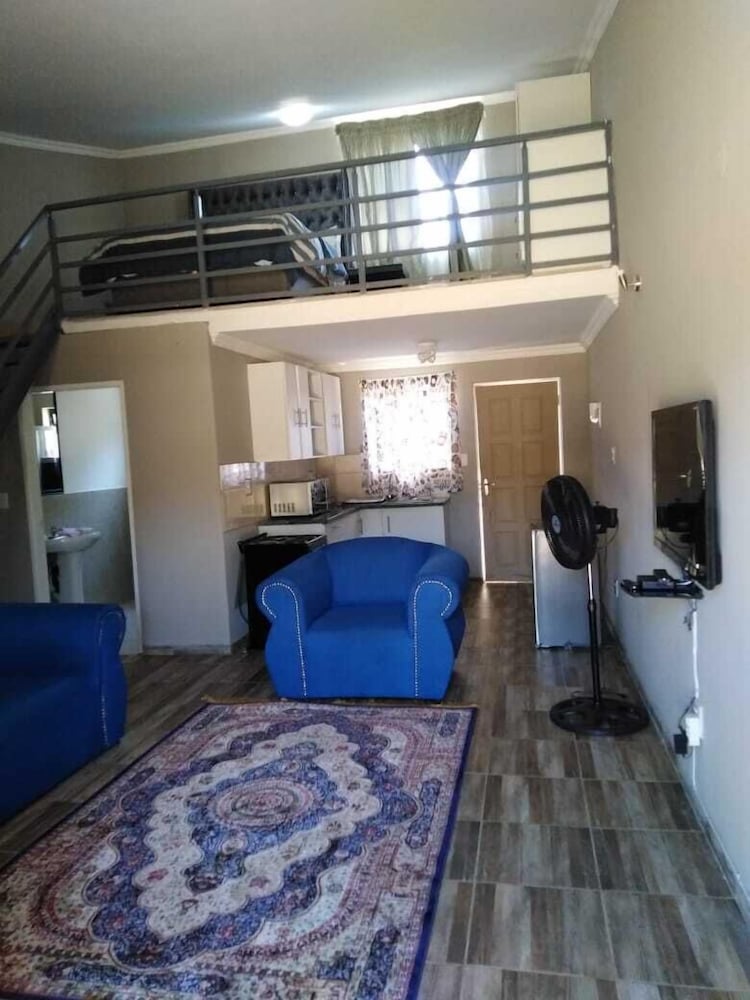 Deluxe Suite photo 3