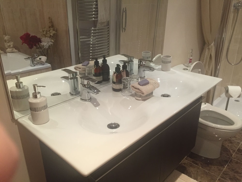 Double Room, 1 King Bed, Jetted Tub, Sea View