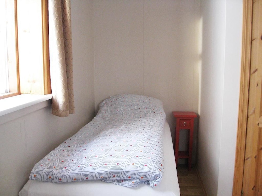 Triple Room, Shared Bathroom photo 2
