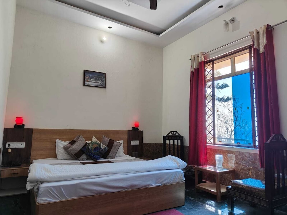 Deluxe Room - Photo 1