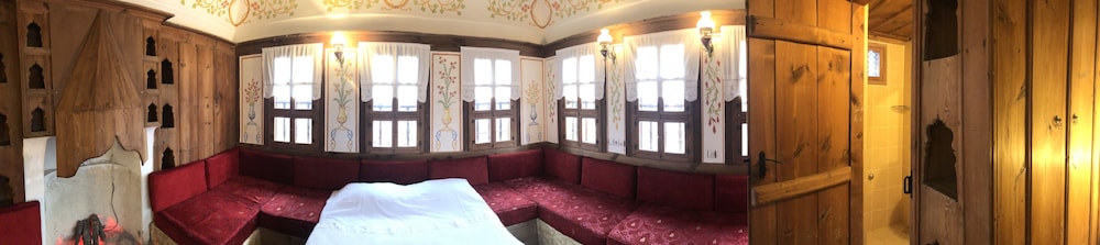 Honeymoon Double Room photo 1