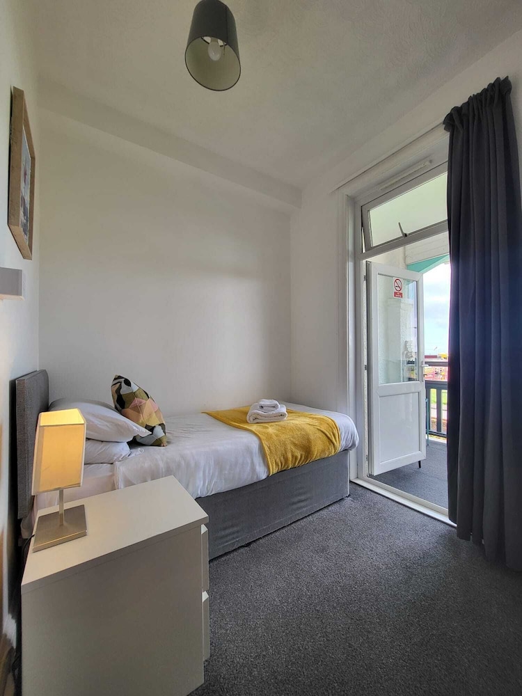 Classic Single Room, Balcony, Sea View photo 2