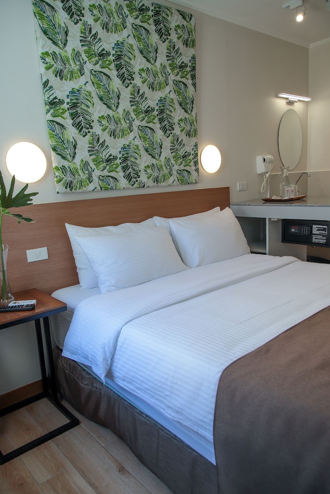 Queen Room - Photo 4