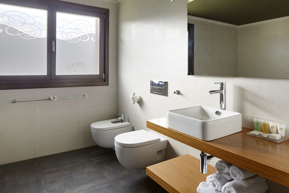 Premium Double Room, Hot Tub, Mountain View (Superior) photo 3