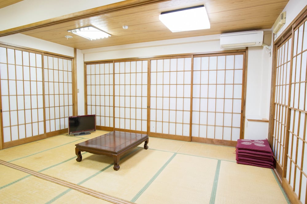 Japanese-Style Room, Shared Bathroom photo 1