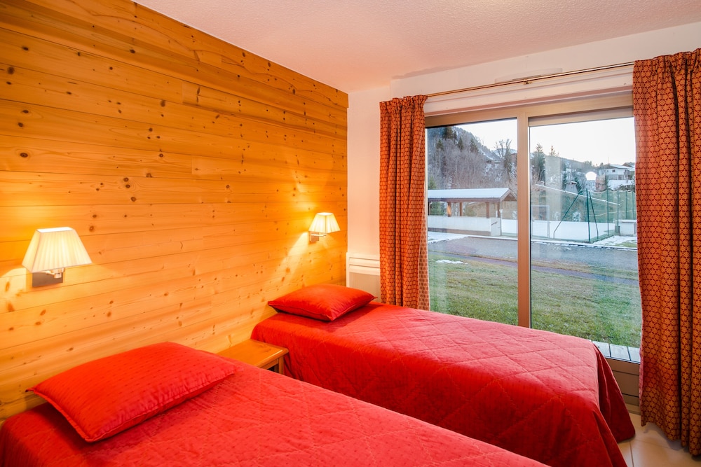 1 Bedroom Apartment 4 People 1 baby Single beds ,Chalet Pallas