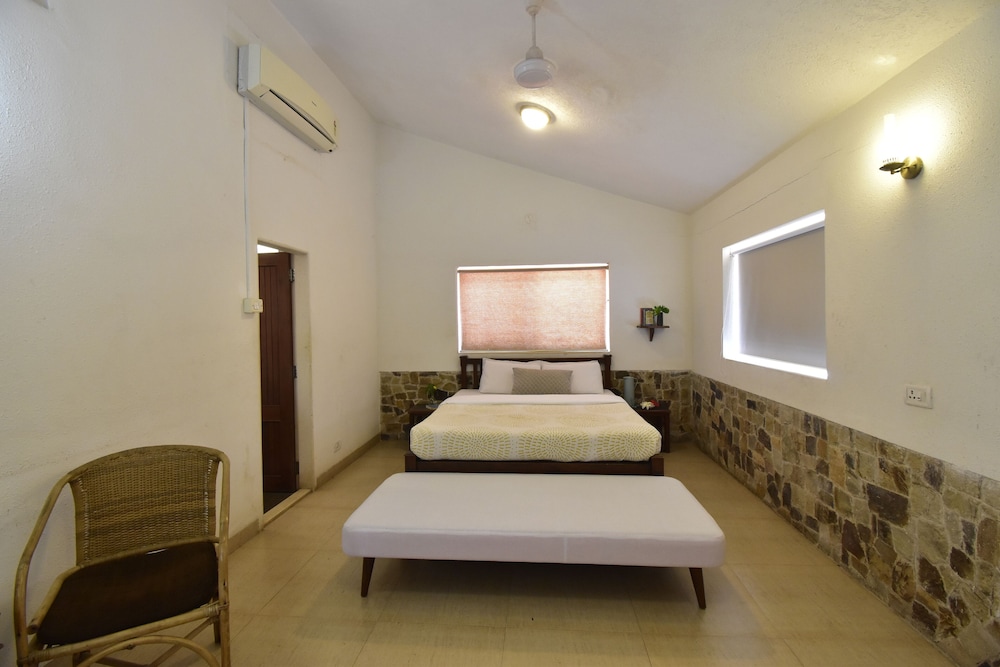 Standard Single Room - Photo 7