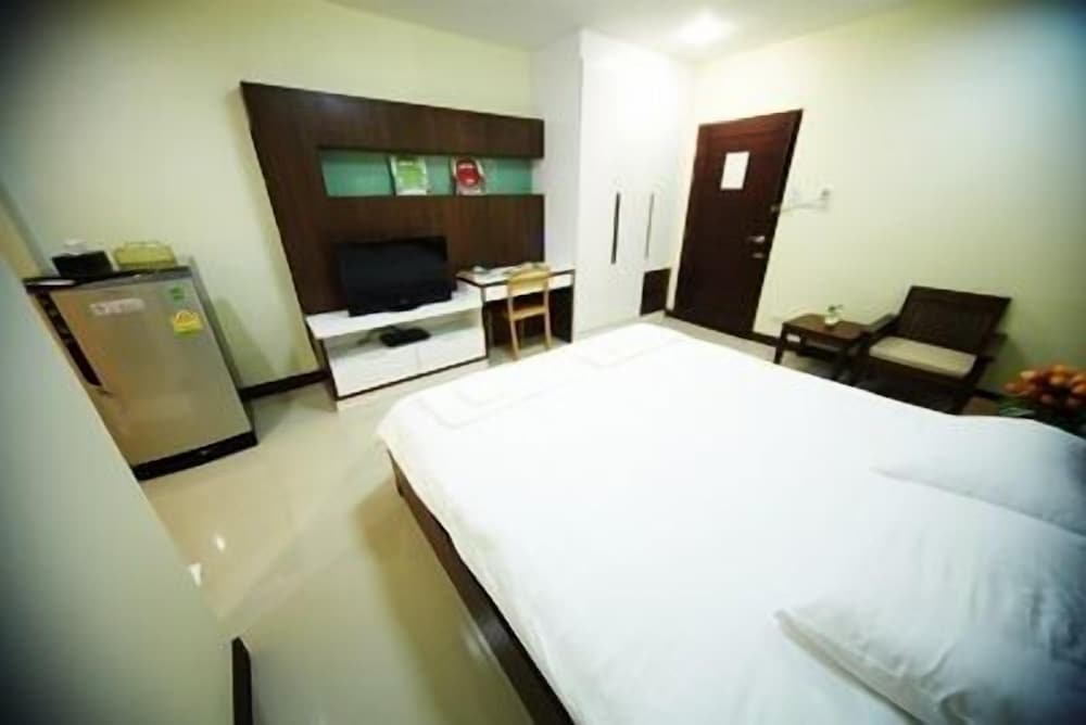 Standard Double Bed with Balcony photo 3