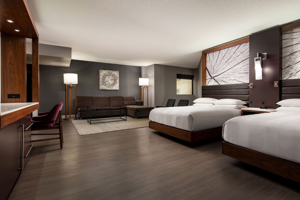 Executive Suite, 2 Queen Beds photo 1
