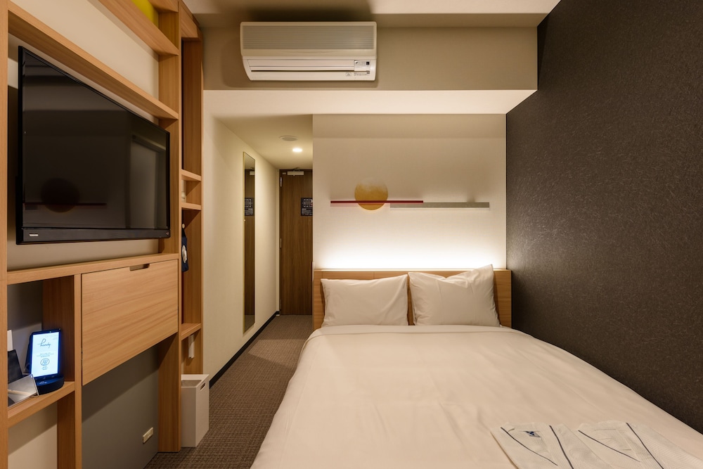 Connecting Room (Triple room and Double room), Non Smoking photo 2