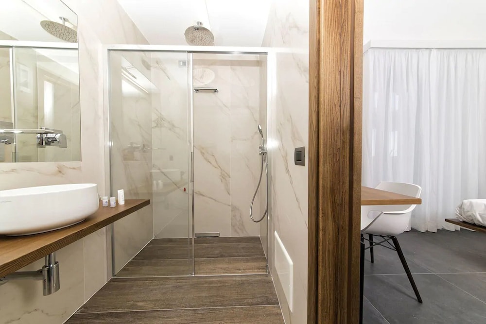 Standard Room, Sea View - Photo 5