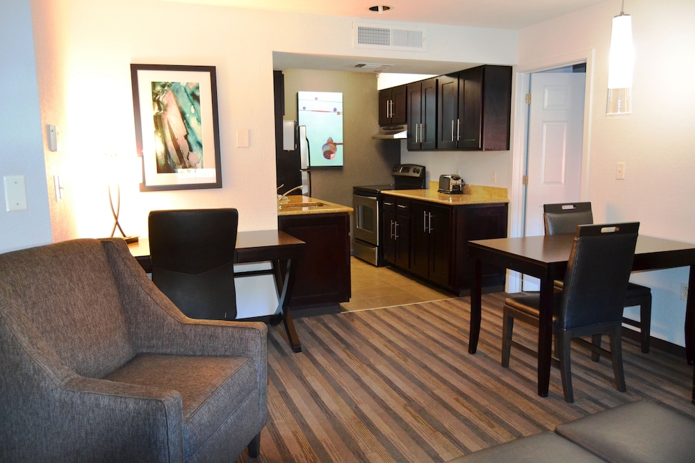 Room, Multiple Beds, Accessible - Photo 2