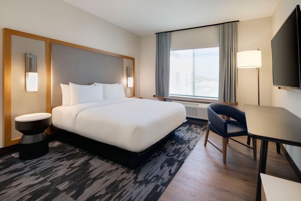 Room, 1 King Bed - Photo 1