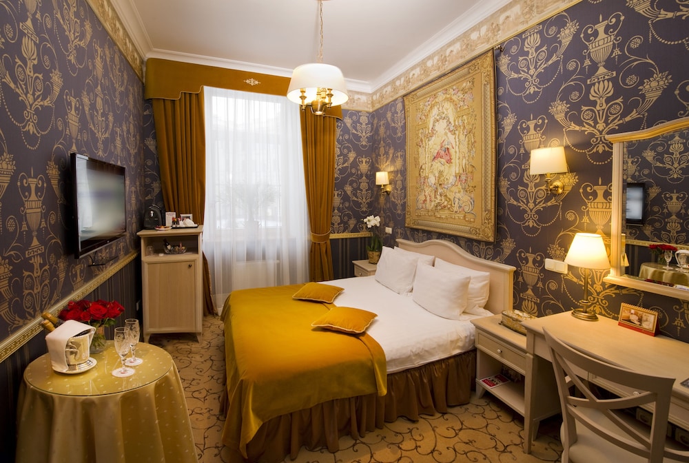Double Room - Photo 5