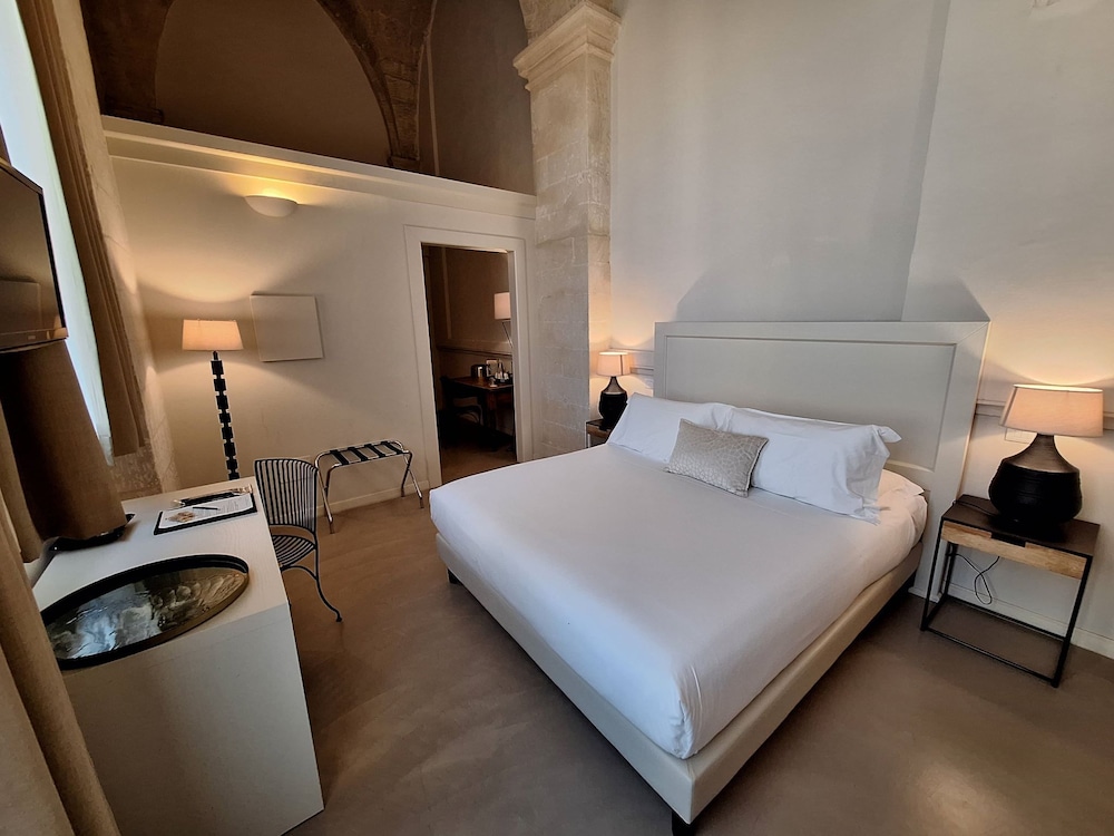 Classic Double Room - Photo 4