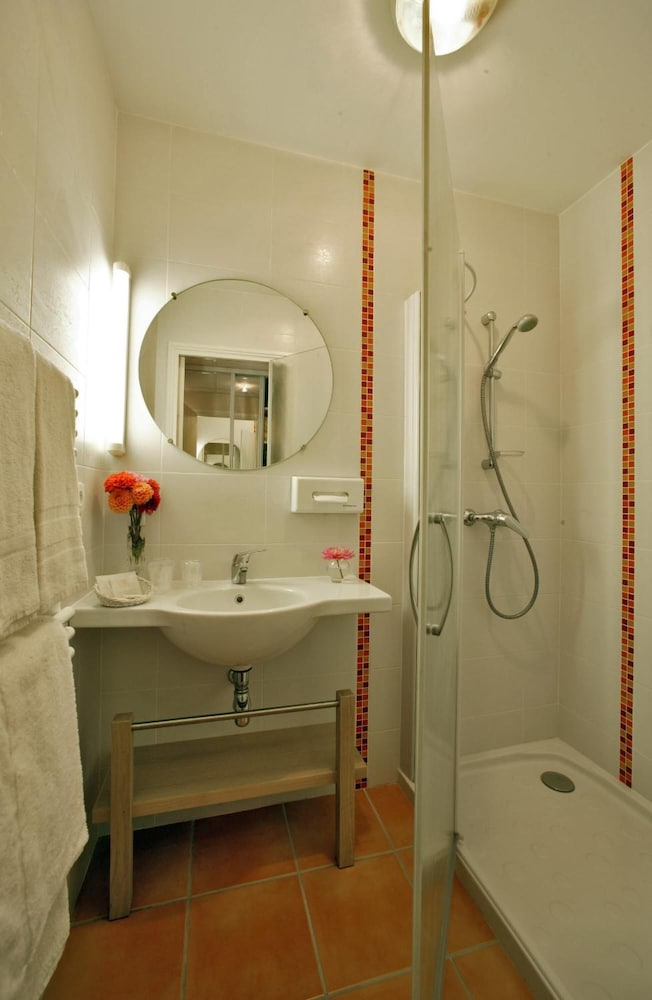 Superior Twin Room, Balcony - Photo 5