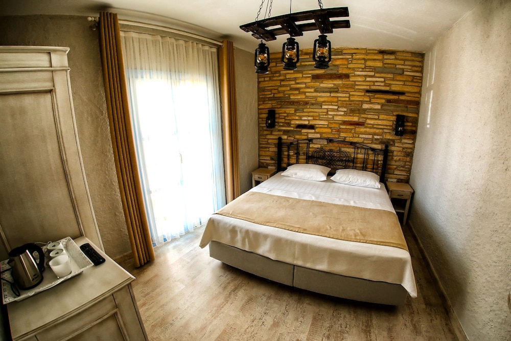 Deluxe Room, Balcony photo 1