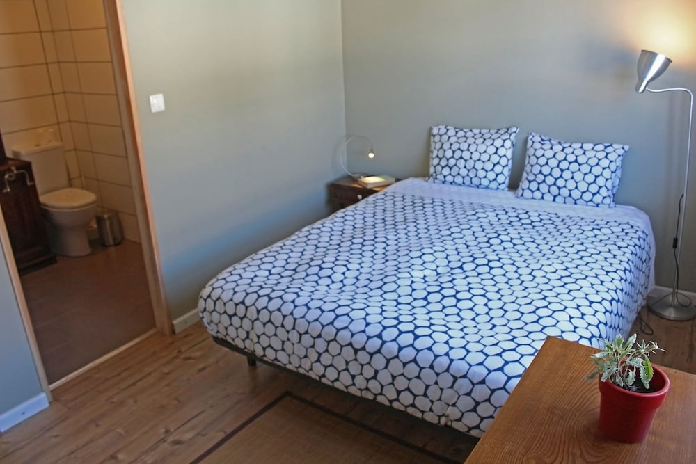 Double Room, Balcony, Partial Sea View photo 2