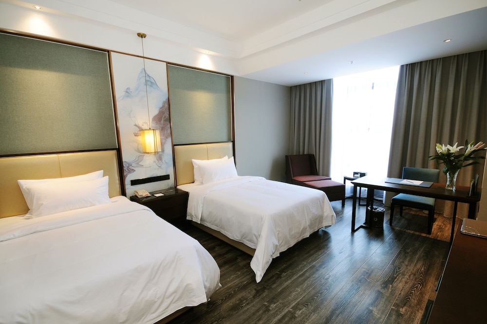 Luxury Twin Room photo 2