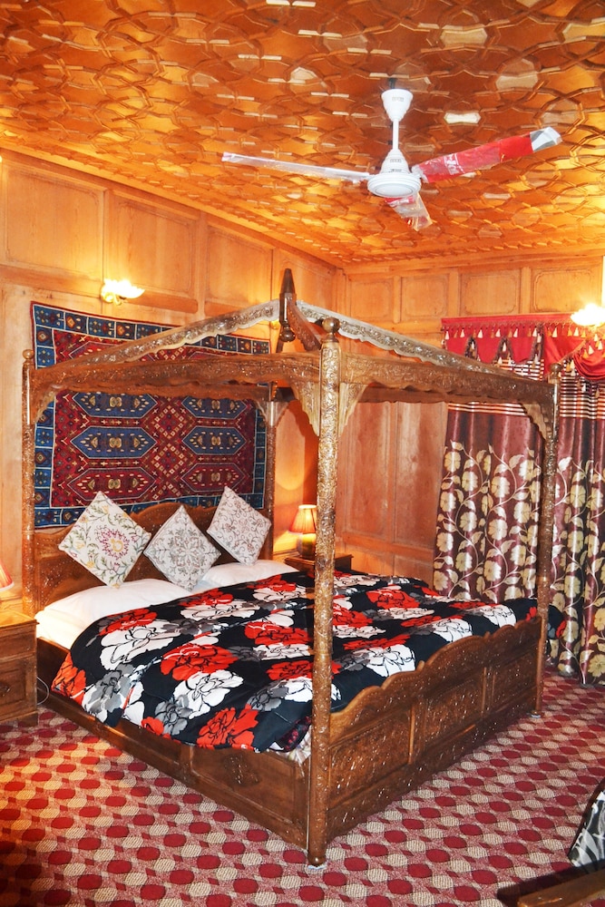 Premier Room - Photo 30