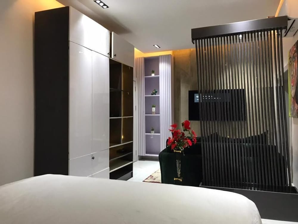 Luxury Apartment, 2 Bedrooms, 2 Bathrooms photo 1
