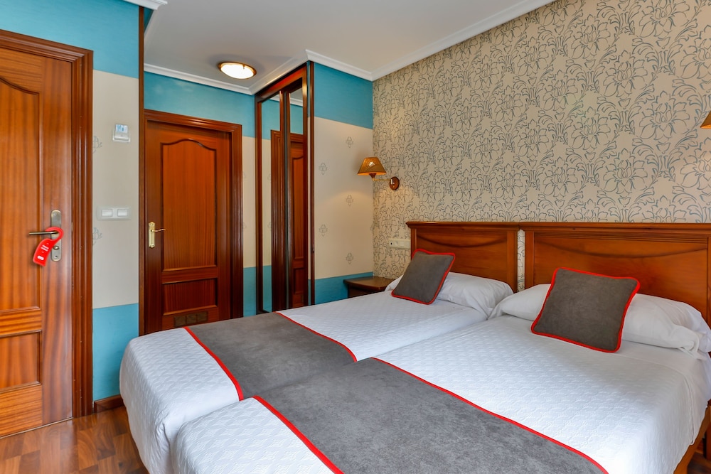 Twin Room, Sea View photo 2