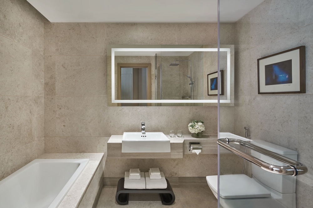 Executive Suite, 1 King Bed